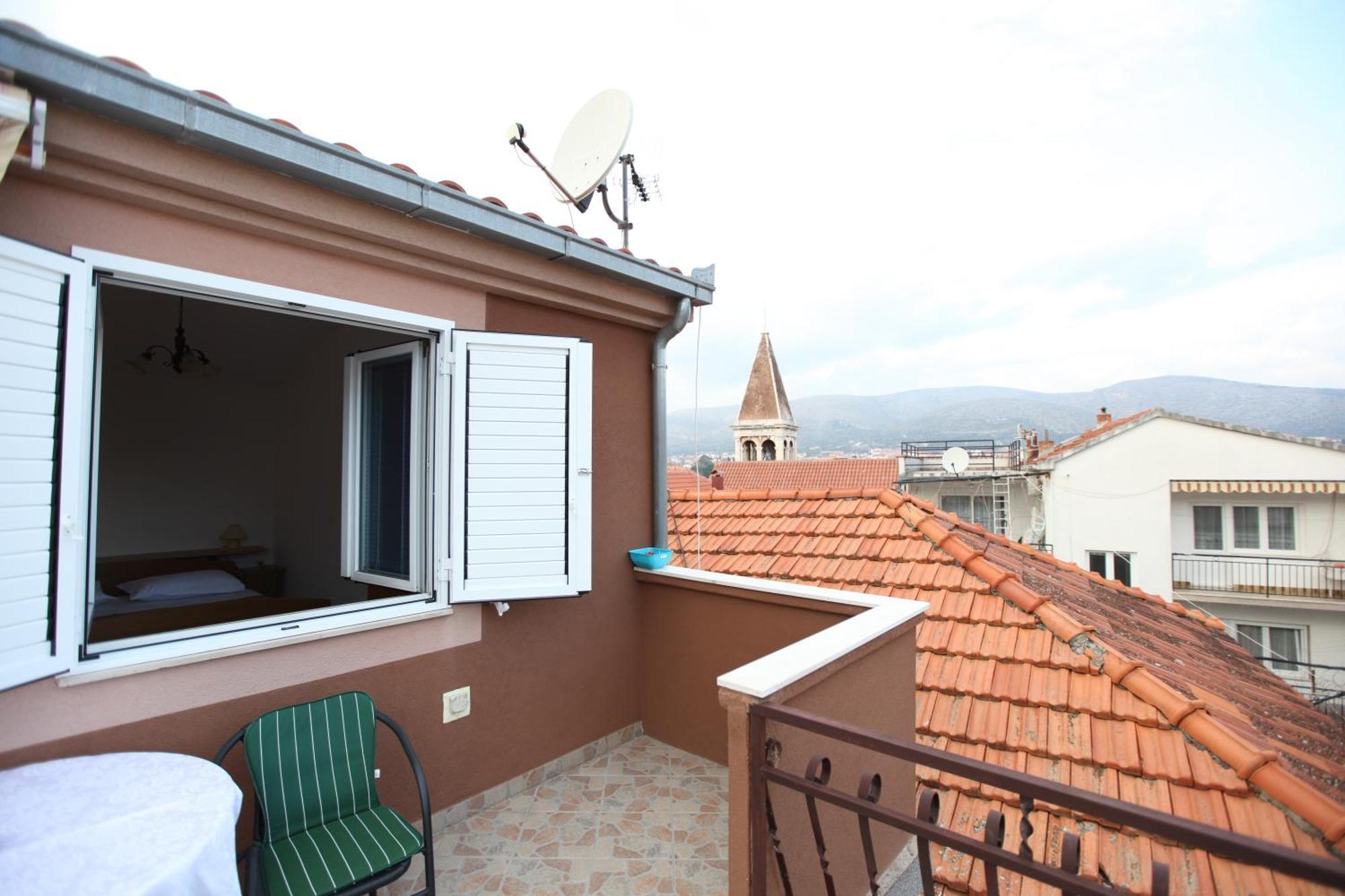 Apartment Jure Trogir Bagian luar foto